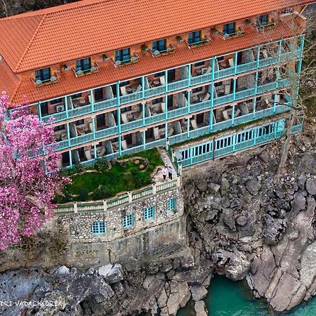Hotel Magnolia In The City Centre คูทายสิ ภายนอก รูปภาพ