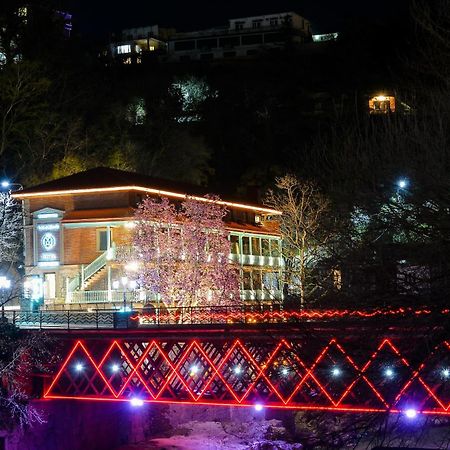 Hotel Magnolia In The City Centre คูทายสิ ภายนอก รูปภาพ