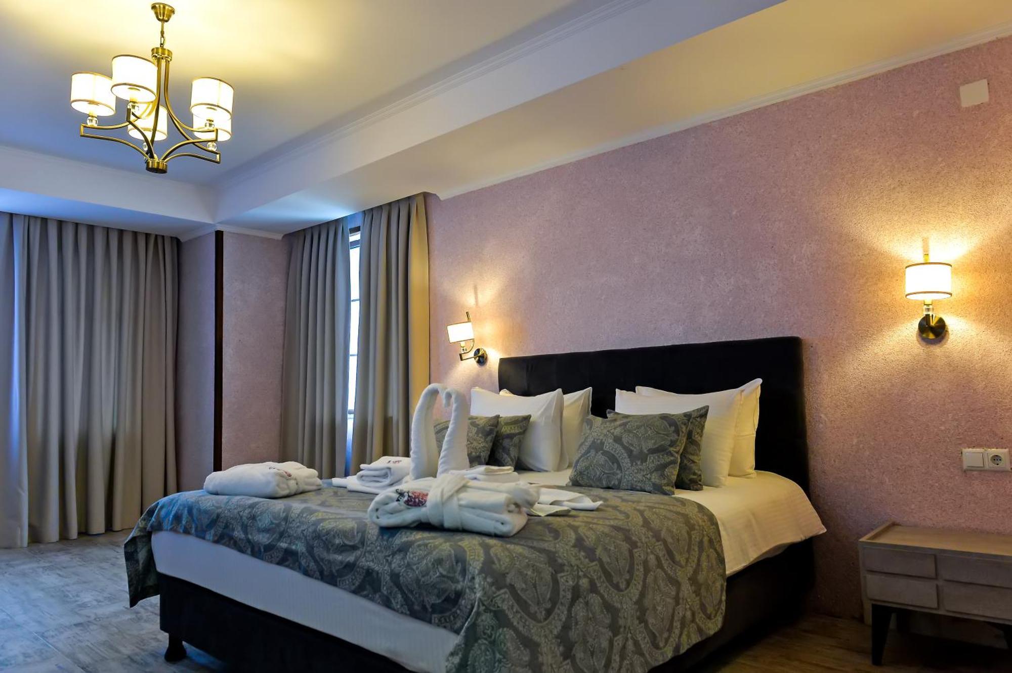 Hotel Magnolia In The City Centre คูทายสิ ภายนอก รูปภาพ